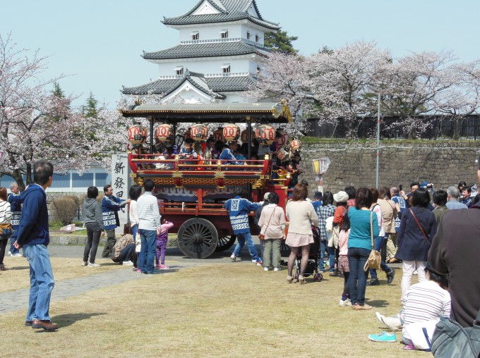 新発田城址公園桜まつり しばた観光ガイド